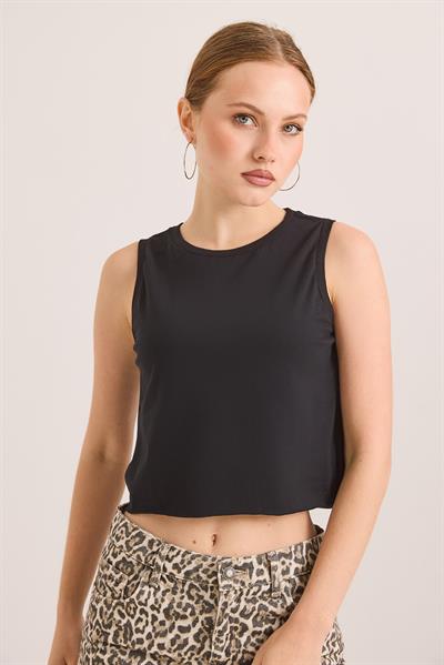 Sıfır Kol Yuvarlak Yaka Havalı Crop Tshirt Siyah