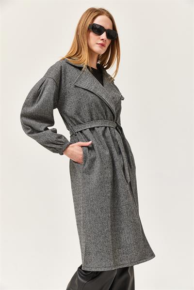 Balıksırtı Desenli Kuşaklı Kap Gri