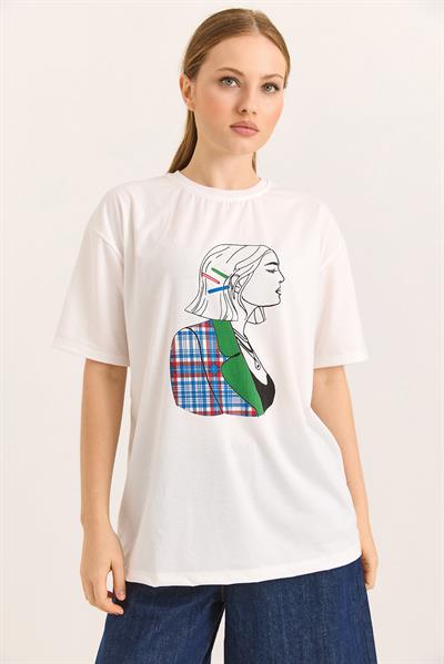 Bisiklet Yaka Desenli  Kadın Tshirt