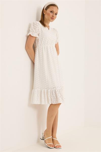 V Yaka Karpuz Kollu Full Güpürlü İçi Astarlı Elbise Ekru