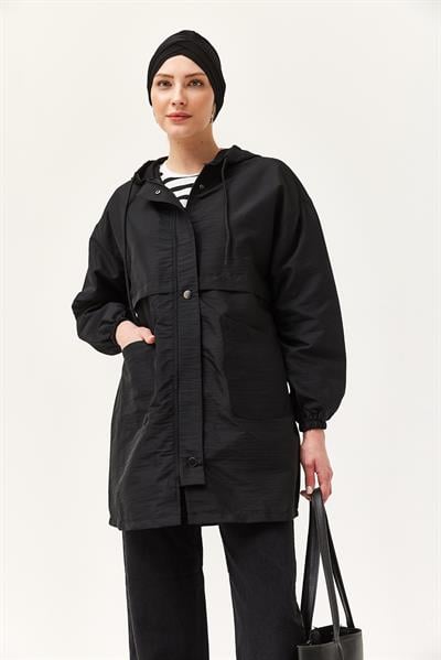 Çıtçıtlı Kapüşonlu Yağmurluk Siyah