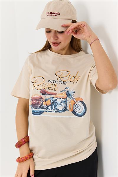 Kadın Bisiklet Yaka Motor Baskılı Tshirt Krem