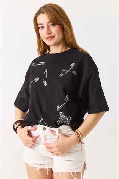 Kadın Ataş Baskılı Kısa Kollu Tshirt Siyah