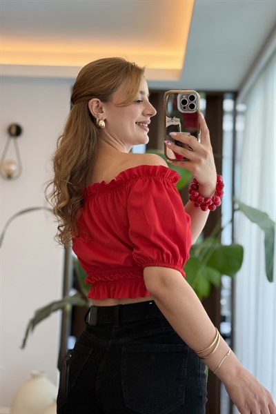 Madonna Yaka Büzgülü Crop Bluz Kırmızı