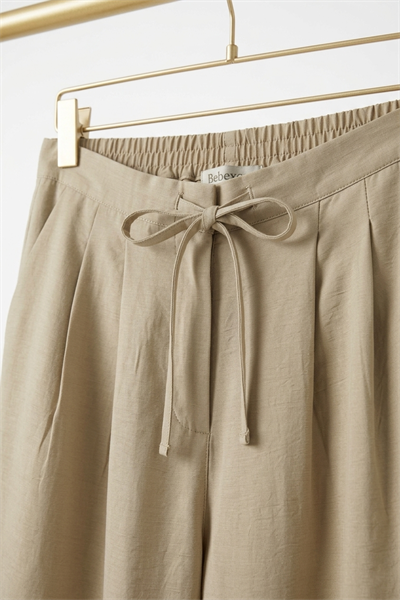 Kadın Arkası Lastikli Önü Bağcıklı Pantolon Rahat Kesim Vizon