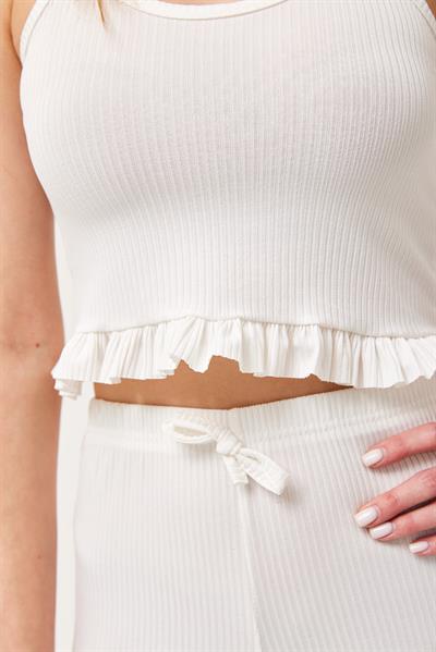 Askılı Fırfırlı Şortlu Takım Beyaz