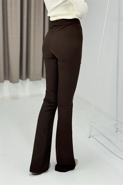 Kadın Likralı Düğmeli Dar Kalıp İspanyol Paça Pantalon Kahverengi