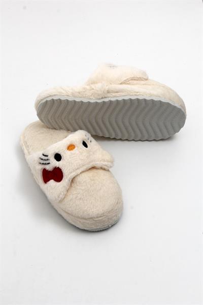 Önü Kapalı Peluş Model Kurdela Detaylı Terlik Bej