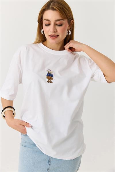 Kadın Ayıcık Figürlü Bisiklet Yaka Oversize Tshirt Beyaz
