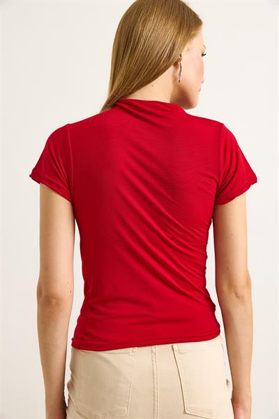 Kısa Kol Büzgülü Bisiklet Yaka Bluz Kırmızı