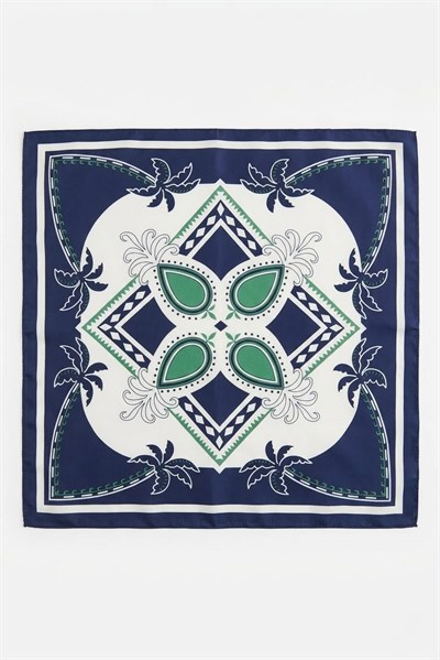 Madalyon Desenli 45X45 Ölçülü Fular Mavi