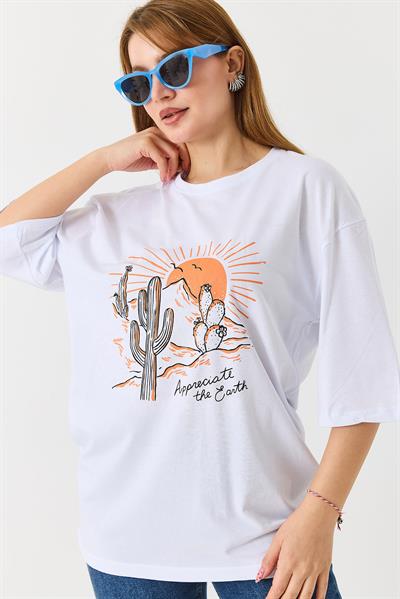 Kadın Çöl Tema Baskılı Bisiklet Yaka Tshirt Beyaz