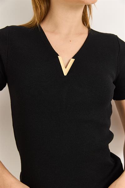 Yaka V detay Kısa Kol Kaşkorse Siyah