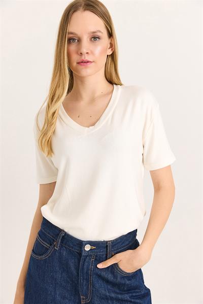 Yumuşak Dokulu V Yaka Tshirt Beyaz