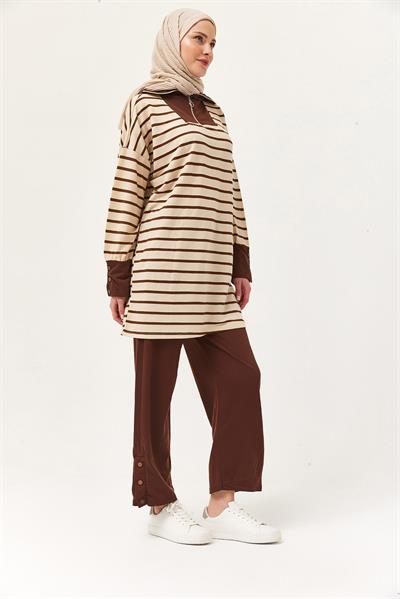 Yaka Fermuarlı Kol Detaylı  İkili Takım Kahverengi