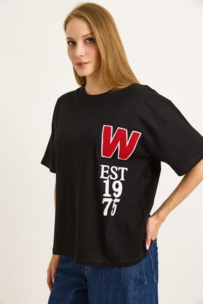Bisiklet Yaka Rahat Kesim Nakışlı  Tshirt Siyah