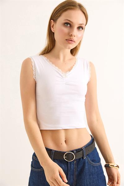 Güpürlü Büzgülü Crop Bluz Beyaz