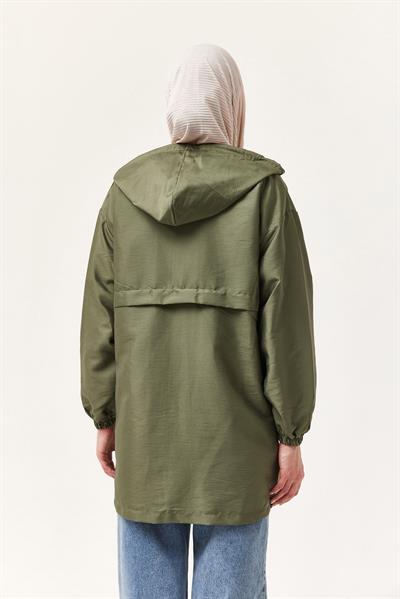 Çıtçıtlı Kapüşonlu Yağmurluk Haki