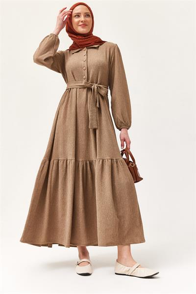 Yarım Düğmeli Beli Kuşaklı Elbise Vizon