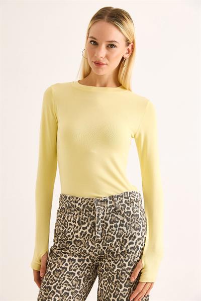Kadın Parmak Geçirmeli Uzun Kollu Düz BLuz Sarı