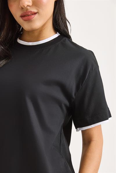 Bisiklet Yaka Kolları Garnili Kadın T-shirt Siyah