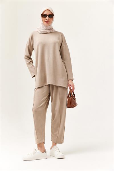 Rahat Kesim Bisiklet Yaka İkili Takım Bej
