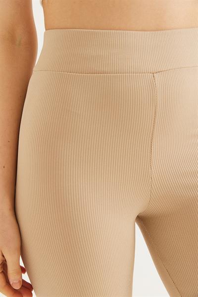 Fitilli Toparlayıcı Kısa Tayt Bej