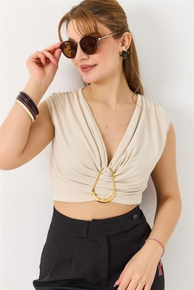 Kalın Askılı Sundy Kumaş Gold Toka Detaylı Bluz Krem