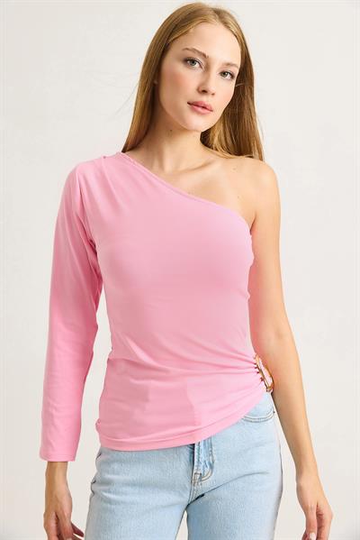 Kadın Yanı Aksesuar Detaylı Tek Omuz Bluz Pembe
