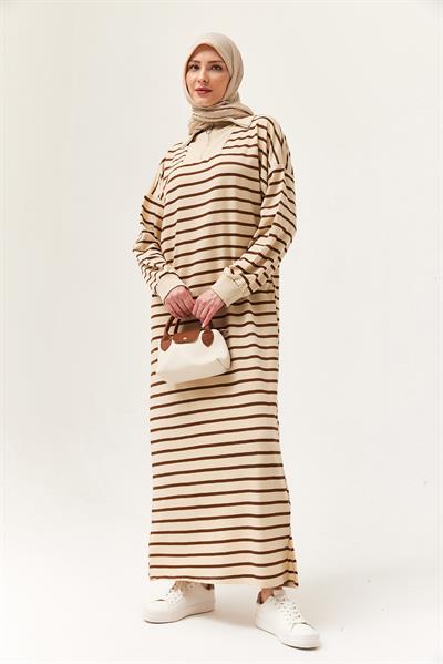 Yarım Fermuar Çizgili Uzun Elbise Kahverengi
