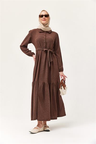 Yarım Düğmeli Beli Kuşaklı Elbise Kahverengi