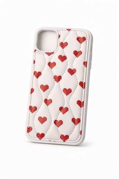 İphone 15 Uyumlu Kalp Desenli Kabartmalı Kılıf Beyaz