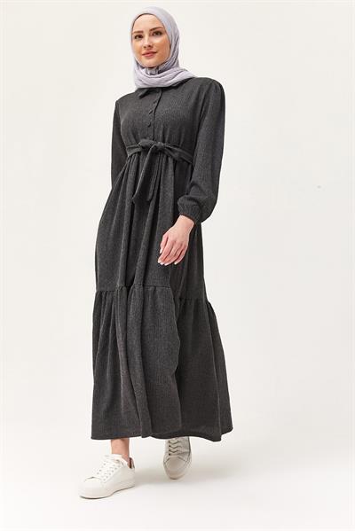 Yarım Düğmeli Beli Kuşaklı Elbise Füme