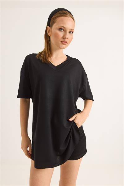 V Yaka Arkası Uzun Basic Tshirt Siyah