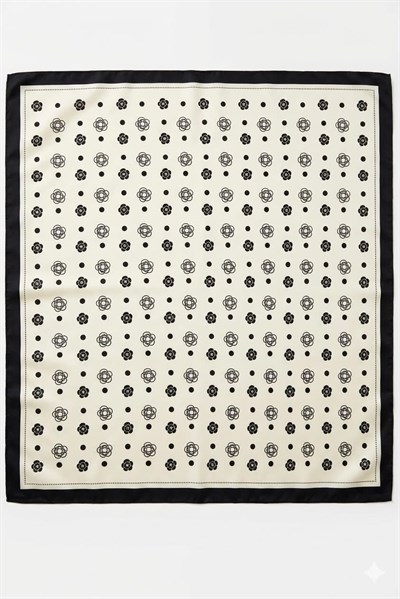 Çiçek Desenli 60X65 Ölçülü Saten Fular Krem