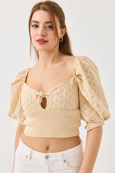 Fisto Detaylı Özel Tasarım Bluz Vizon