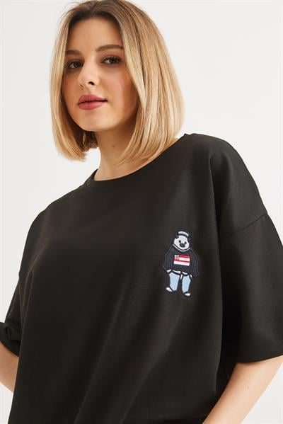 Nakışlı Bisiklet Yaka Tshirt Siyah