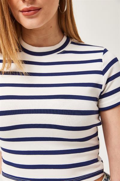 Çizgili Bisiklet Yaka Crop Bluz Lacivert