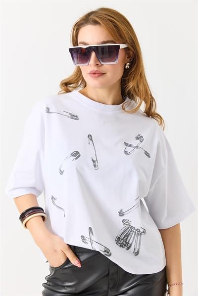 Kadın Ataş Baskılı Kısa Kollu Tshirt Beyaz