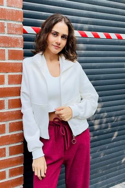 Kadın Fermuarlı Dikiş Detaylı Sweat Beyaz