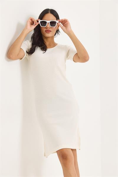 Kısa Kol Bisiklet Yaka Yırtmaç Detaylı Midi Elbise Beyaz