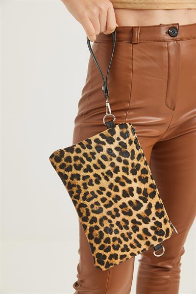 Deri Görünümlü Zincir Askılı El Ve Omuz Çantası Leopar