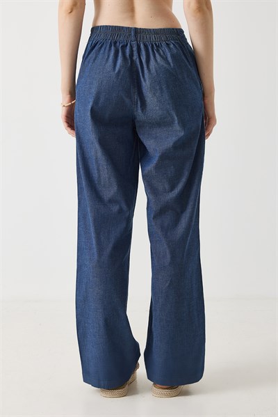 Kadın Beli Lastikli Geniş Paça Rahat Kesim Pantalon Lacivert