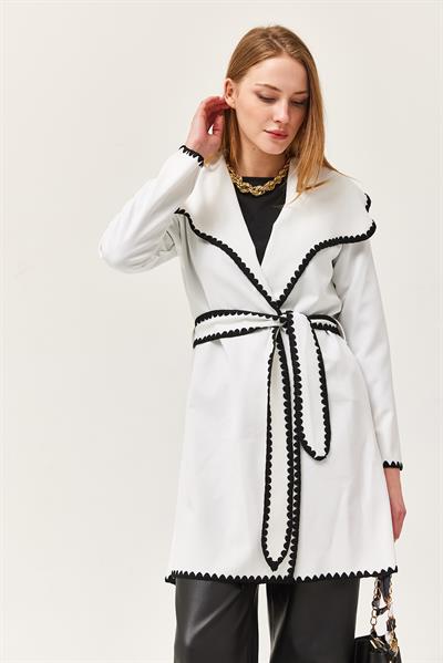 Çoban Dikişli Kuşaklı Hırka Beyaz