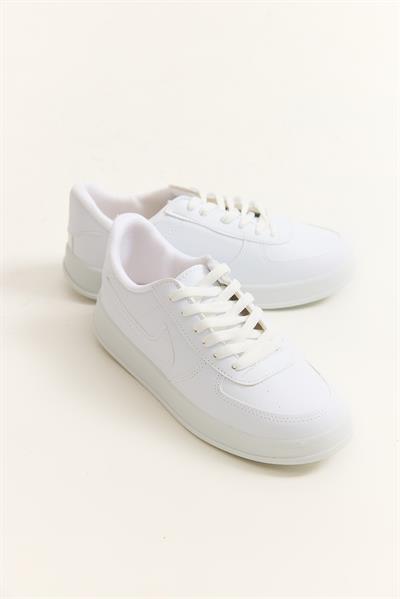 Kalın Taban Bağcıklı Spor Ayakkabı Beyaz