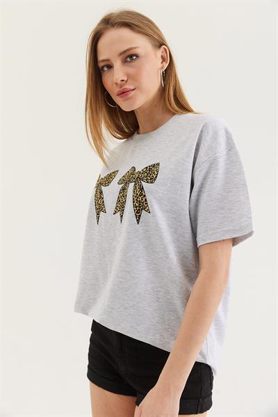 Kurdele Baskı Detaylı Basic Tshirt Gri