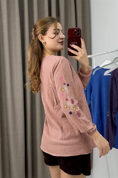 Kadın Pudra Triko Etnik Mor Çiçek Nakışlı Kazak