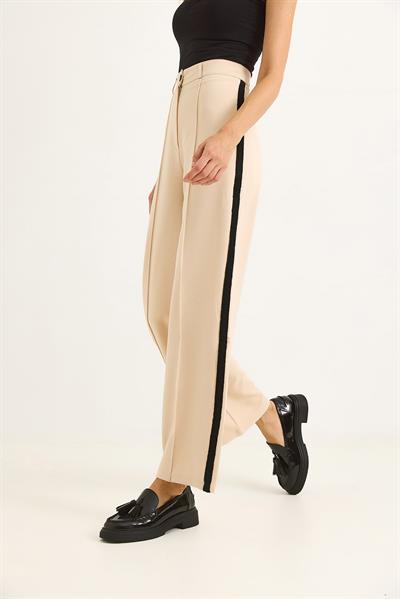 Yanları Şeritlik Bol Paça Kadın Pantolon Krem
