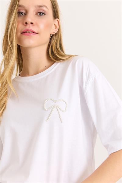 Fiyonk Detaylı Rahat Kesim Kadın Tshirt Beyaz