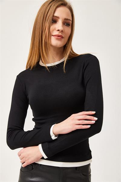 Yaka ve Etek Garnili Esnek Bluz Siyah